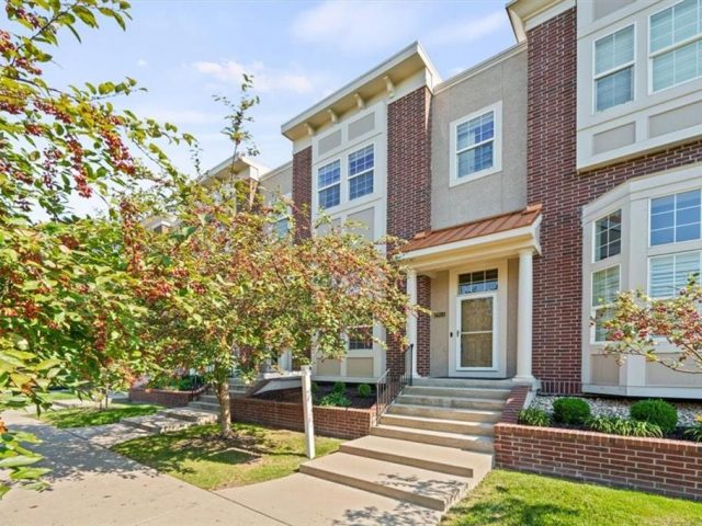 Homes for Sale in Kansas City, MO 64116 | 2911  Gentry Park Parkway