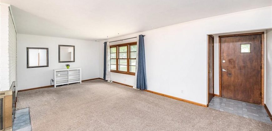 Homes for Sale in Gladstone, MO 64118 | 4914 N Central Street