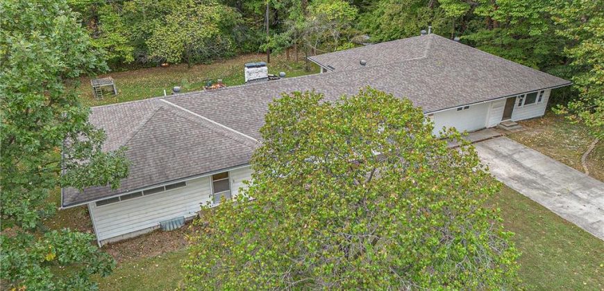 Homes for Sale in Gladstone, MO 64118 | 4914 N Central Street