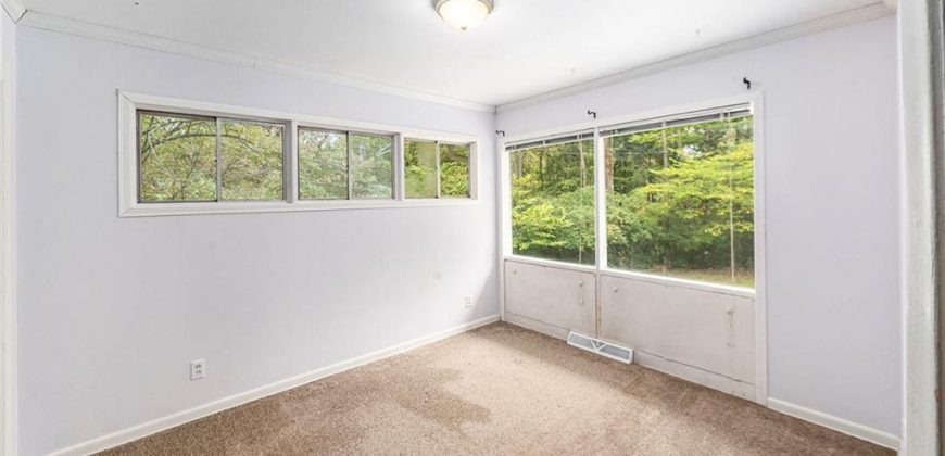 Homes for Sale in Gladstone, MO 64118 | 4914 N Central Street