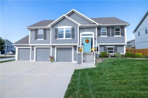 11914-N-Belmont-Avenue-mls-2579993-image-1