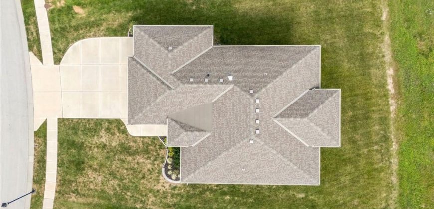 Homes for Sale in Kearney, MO 64060 | 2059  Foxtail Point