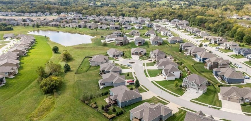 Homes for Sale in Kearney, MO 64060 | 2059  Foxtail Point