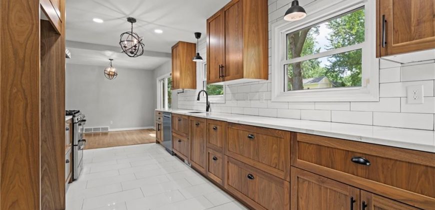 Homes for Sale in Kansas City, MO 64118 | 647 NE 81 Terrace