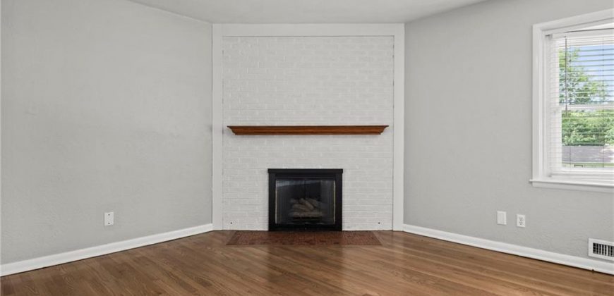 Homes for Sale in Kansas City, MO 64118 | 647 NE 81 Terrace