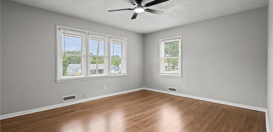 Homes for Sale in Kansas City, MO 64118 | 647 NE 81 Terrace