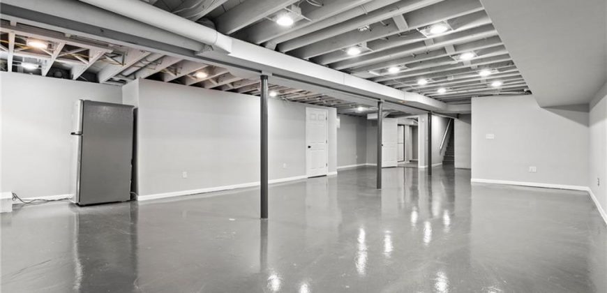 Homes for Sale in Kansas City, MO 64118 | 647 NE 81 Terrace