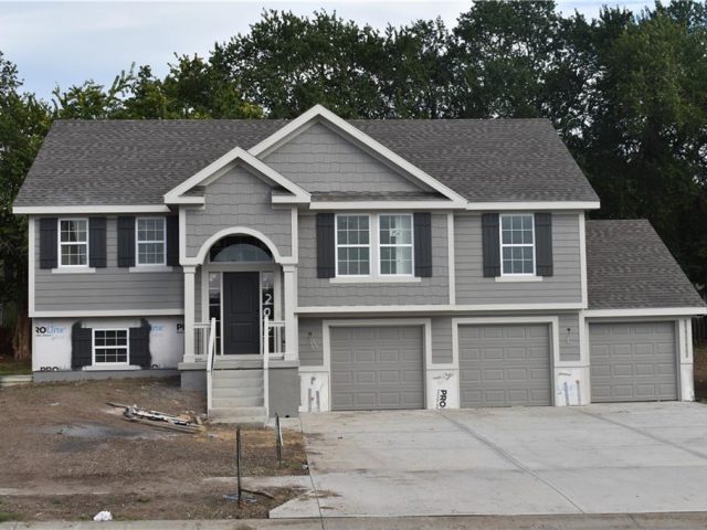 Homes for Sale in Kearney, MO 64060 | 1205  Noah Lane