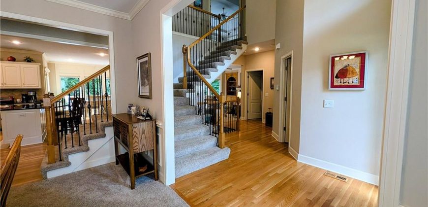 Homes for Sale in Liberty, MO 64068 | 1575  Oakwood Lane