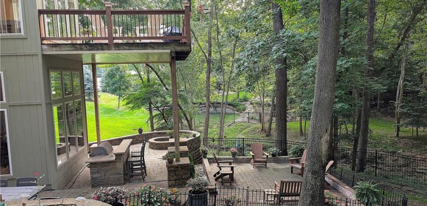 Homes for Sale in Liberty, MO 64068 | 1575  Oakwood Lane