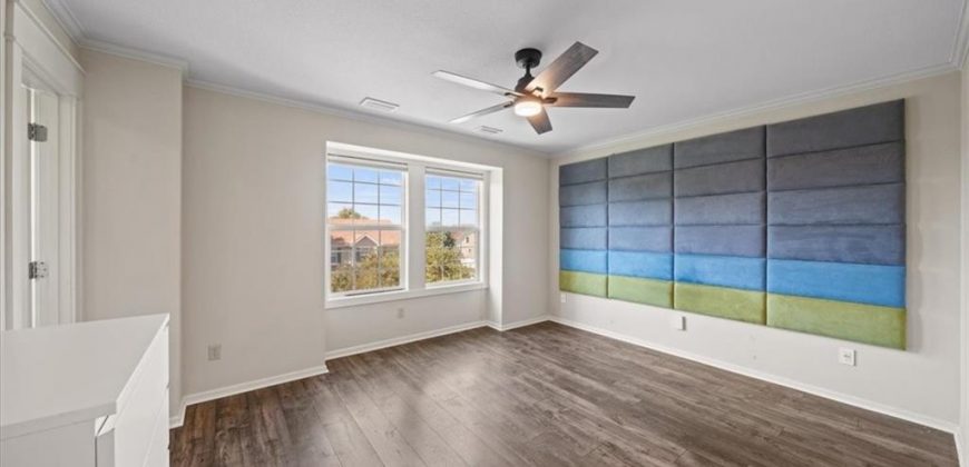 Homes for Sale in Kansas City, MO 64116 | 2911  Gentry Park Parkway