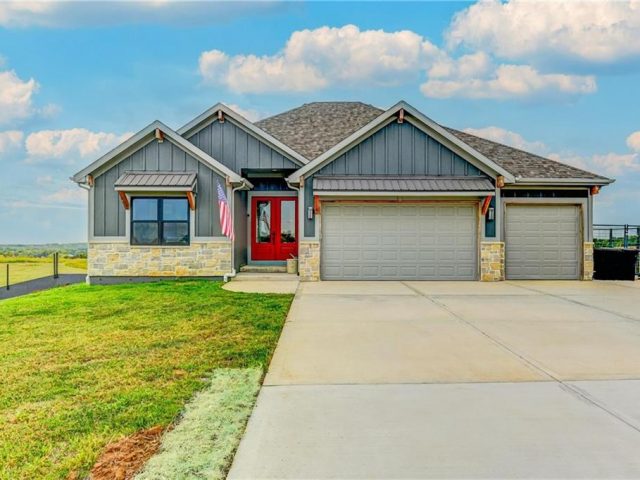 Homes for Sale in Dearborn, MO 64439 | 12255  Masonic Drive