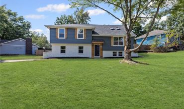 Homes for Sale in Kansas City, MO 64152 | 11005  Walnut Creek Drive
