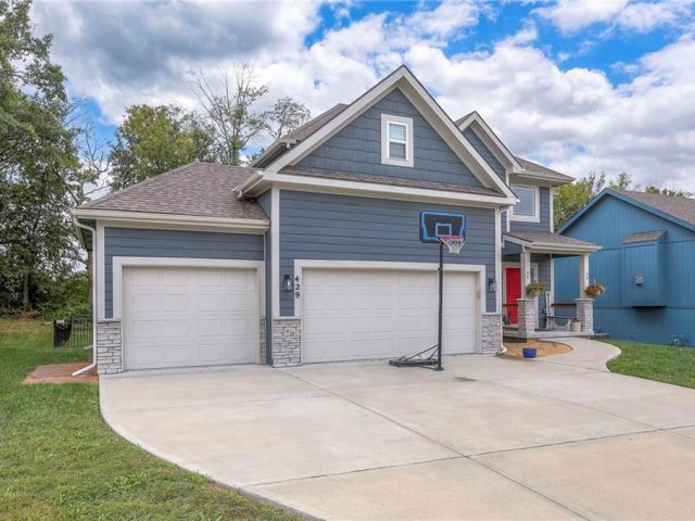 Homes for Sale in Liberty, MO 64068 | 429  Lilly Lane