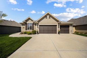 3112-NE-91st-Place-mls-2545808-image-1