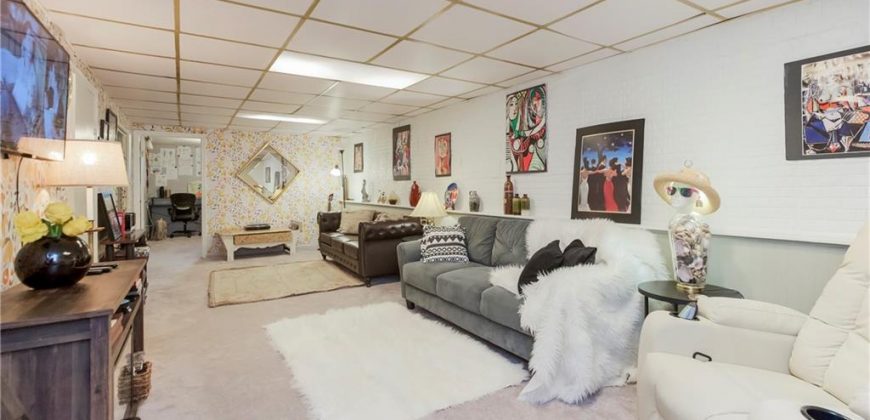 Homes for Sale in Kansas City, MO 64118 | 5521 N Wayne Avenue