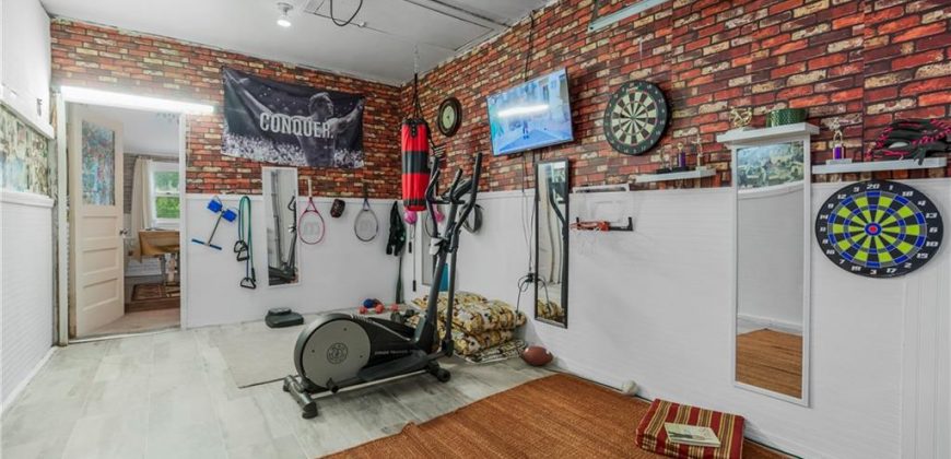 Homes for Sale in Kansas City, MO 64118 | 5521 N Wayne Avenue