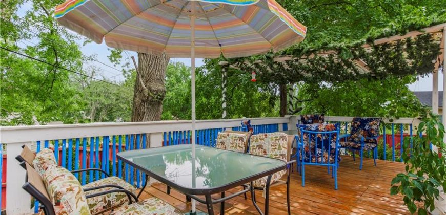 Homes for Sale in Kansas City, MO 64118 | 5521 N Wayne Avenue