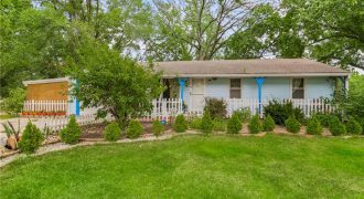 Homes for Sale in Kansas City, MO 64118 | 5521 N Wayne Avenue