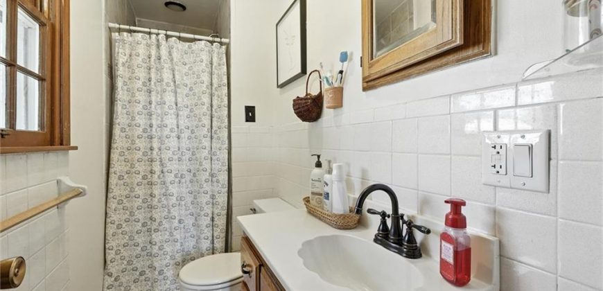 Homes for Sale in Excelsior Springs, MO 64024 | 1018  Miss Belle Street