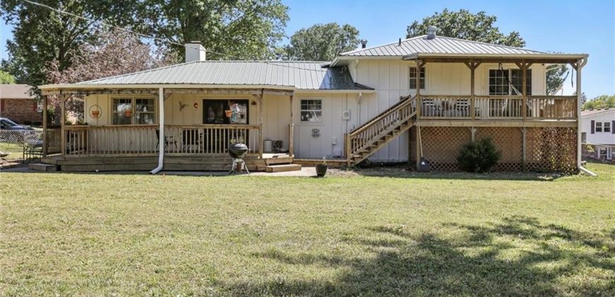 Homes for Sale in Excelsior Springs, MO 64024 | 1018  Miss Belle Street