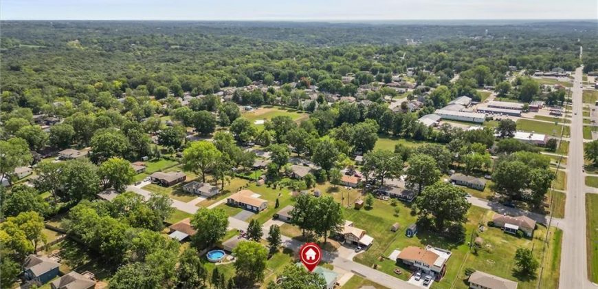 Homes for Sale in Excelsior Springs, MO 64024 | 1018  Miss Belle Street