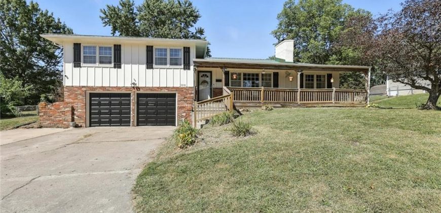 Homes for Sale in Excelsior Springs, MO 64024 | 1018  Miss Belle Street