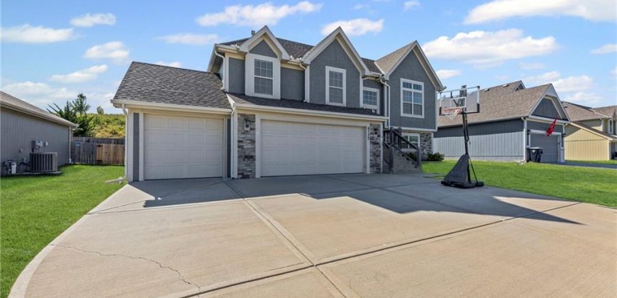 Homes for Sale in Kansas City, MO 64119 | 6720 N Cypress Avenue