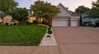 Homes for Sale in Gladstone, MO 64119 | 6909 N Bellefontaine Avenue