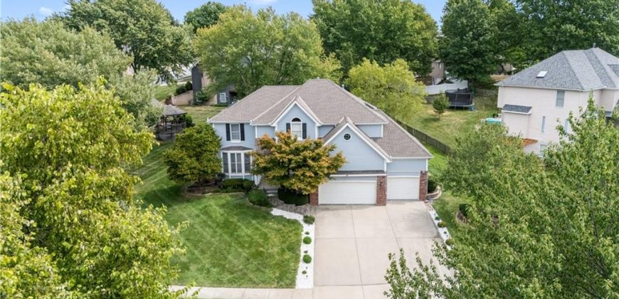 Homes for Sale in Gladstone, MO 64119 | 6909 N Bellefontaine Avenue