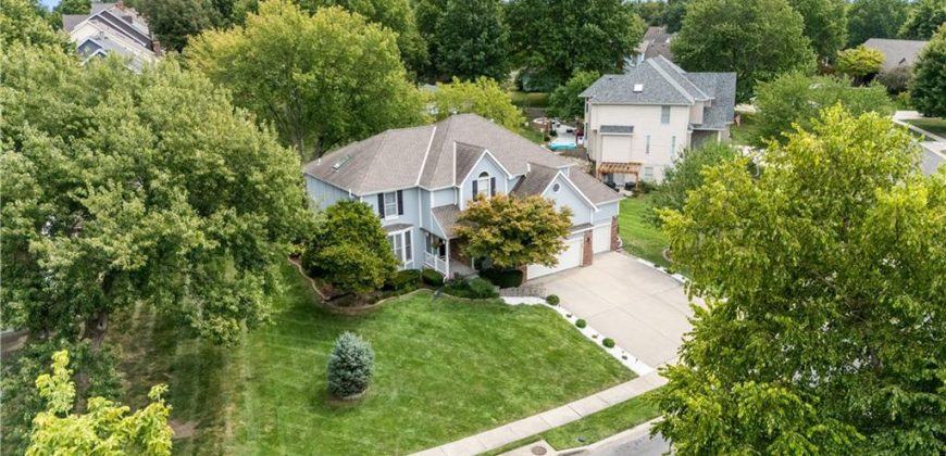 Homes for Sale in Gladstone, MO 64119 | 6909 N Bellefontaine Avenue