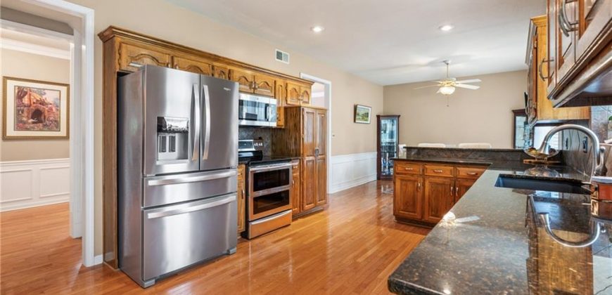 Homes for Sale in Gladstone, MO 64119 | 6909 N Bellefontaine Avenue