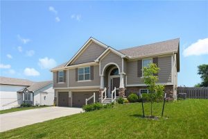 11709-N-Laurel-Avenue-mls-2575178-image-1