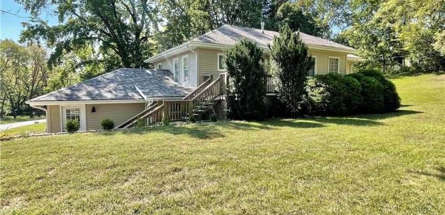 Homes for Sale in Kansas City, MO 64153 | 10207 NW Barry Road