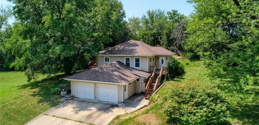 Homes for Sale in Kansas City, MO 64153 | 10207 NW Barry Road