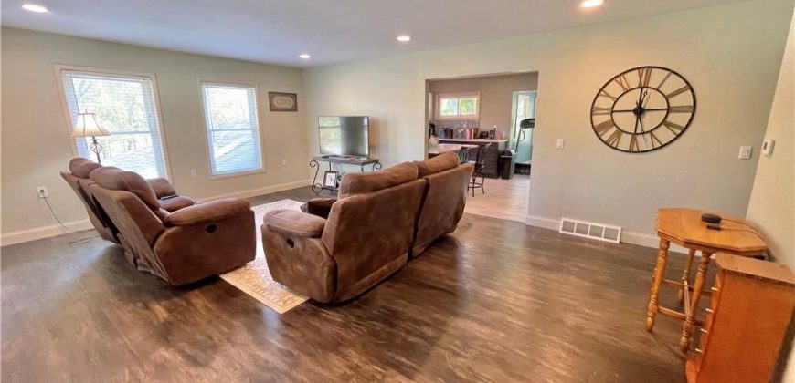 Homes for Sale in Kansas City, MO 64153 | 10207 NW Barry Road