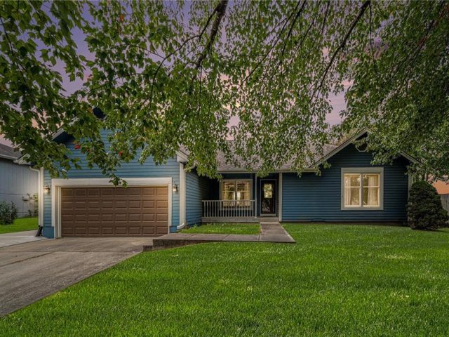Homes for Sale in Kearney, MO 64060 | 1800  Sunset Drive