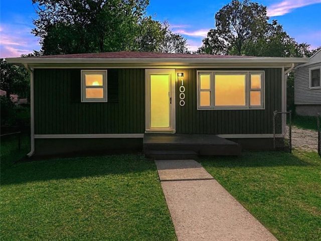 Homes for Sale in Kansas City, MO 64116 | 1209 NE 44th Street