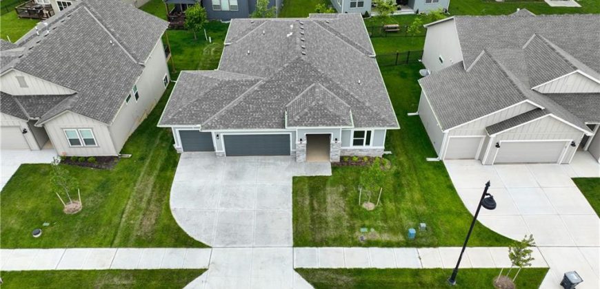 Homes for Sale in Kansas City, MO 64158 | 8019 N Sycamore Avenue