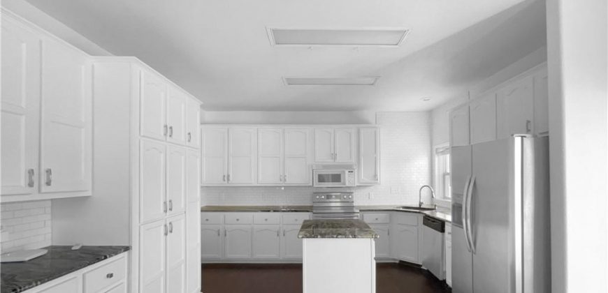 Homes for Sale in Kansas City, MO 64163 | 12207 N Pomona Avenue Homes for Sale in Kansas City, MO 64163 | 12207 N Pomona Avenue