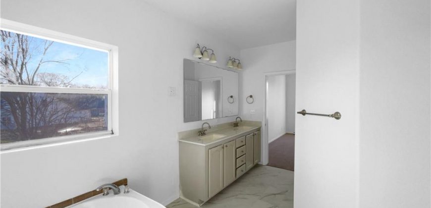 Homes for Sale in Kansas City, MO 64163 | 12207 N Pomona Avenue Homes for Sale in Kansas City, MO 64163 | 12207 N Pomona Avenue