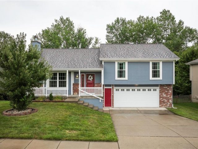 Homes for Sale in Kansas City, MO 64119 | 6843 N Crystal Avenue