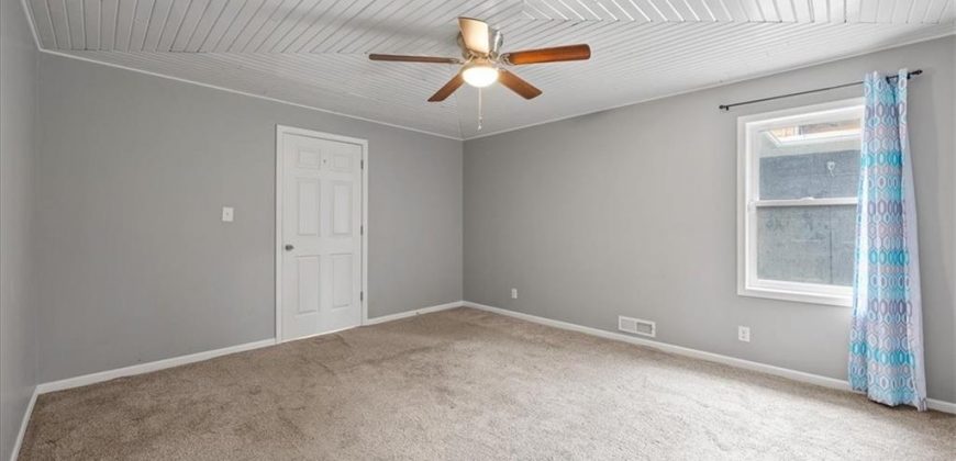 Homes for Sale in Kansas City, MO 64116 | 630 NE 41st Terrace