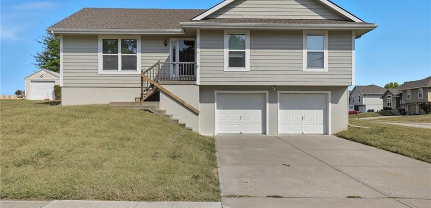 Homes for Sale in Smithville, MO 64089 | 1110  BUTTERCUP Street