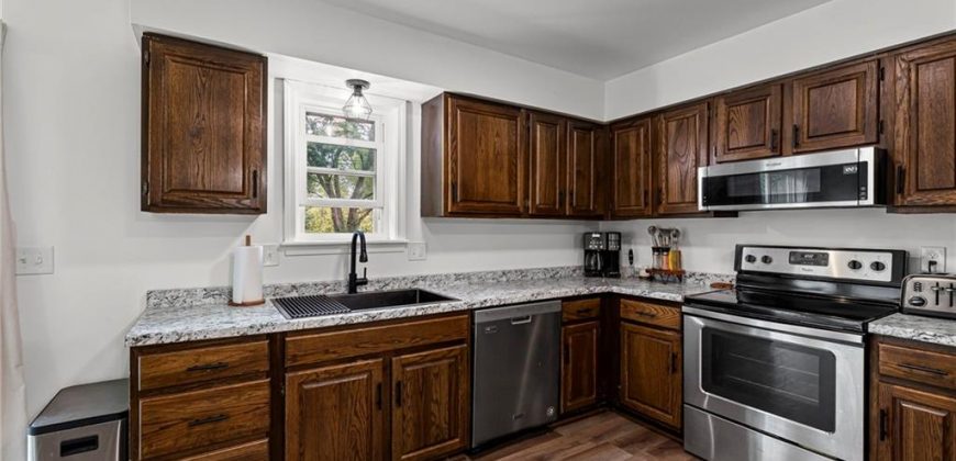 Homes for Sale in Liberty, MO 64068 | 1608  Ray Street