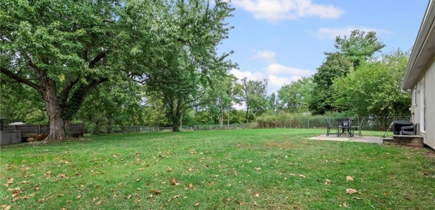 Homes for Sale in Liberty, MO 64068 | 1608  Ray Street