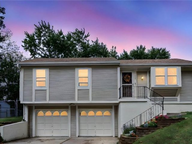Homes for Sale in Liberty, MO 64068 | 1608  Ray Street