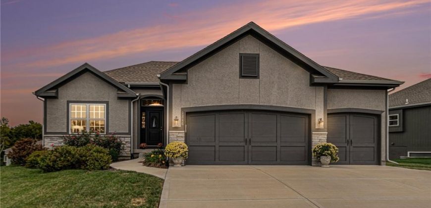 Homes for Sale in Kansas City, MO 64165 | 1216 NE 123rd Street