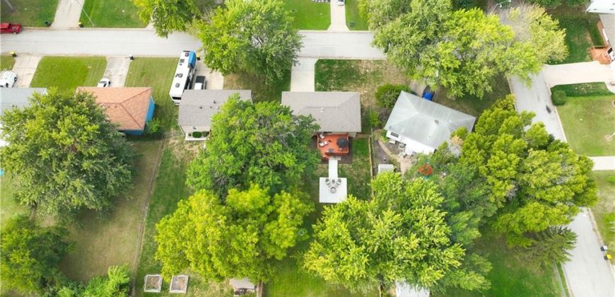 Homes for Sale in Kansas City, MO 64119 | 5673 N Tullis Avenue