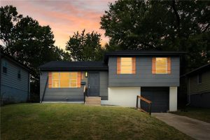 --8032 NE San Rafael-Drive-mls-2581965-image-1